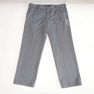 Van Heusen Men's No Iron Classic Fit Pants 42 x 34 NWT Gray Chino Flat Front